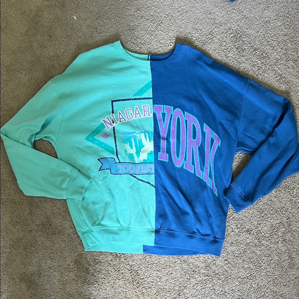 Wild Fable Teal and Blue Sweatshirt